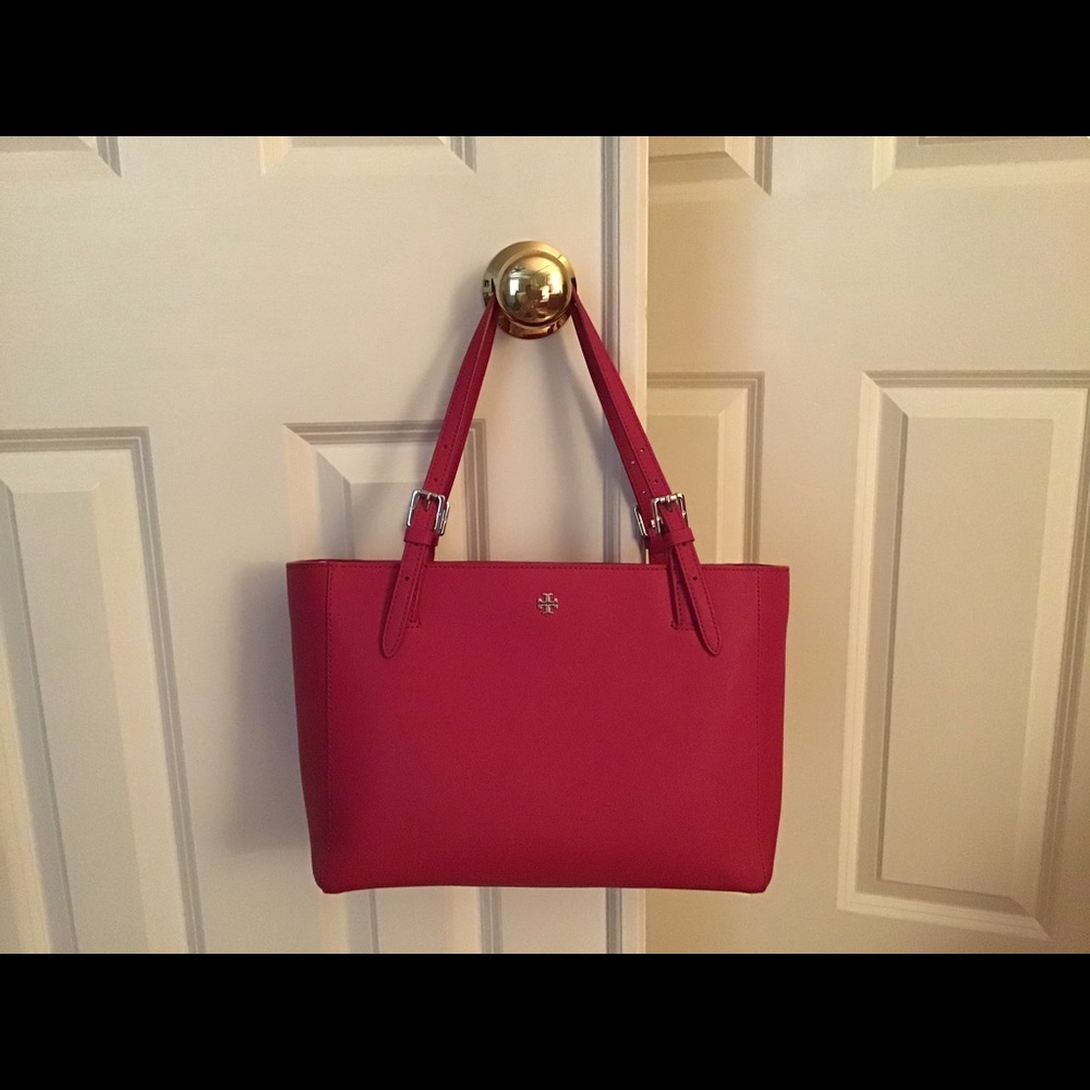 Adorable fuschia Tory Burch tote - smaller size.